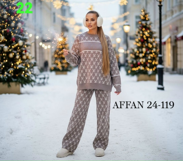 Спортивный костюм 23133156