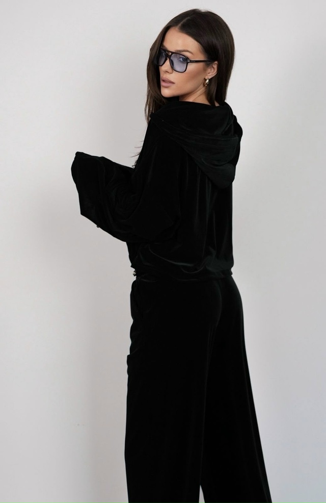 Спортивный костюм 23133598