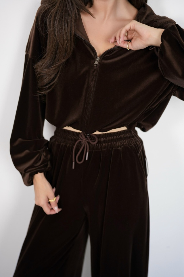 Спортивный костюм 23133597