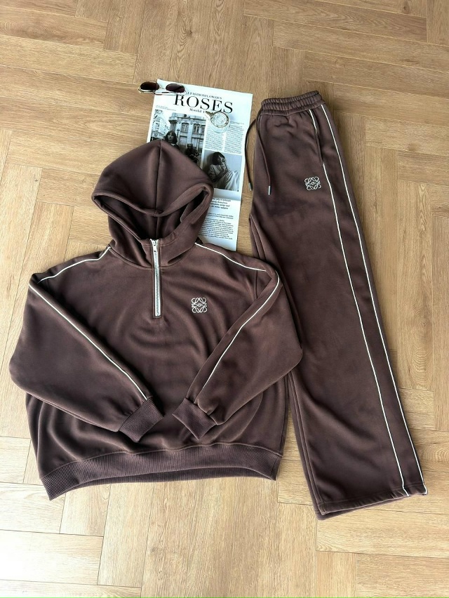 Спортивный костюм 23134564