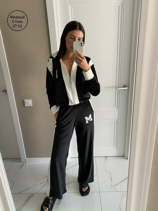 Спортивный костюм 23134538