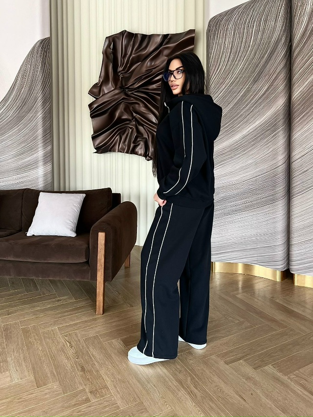 Спортивный костюм 23134564