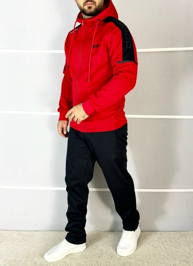 Спортивный костюм 23135877