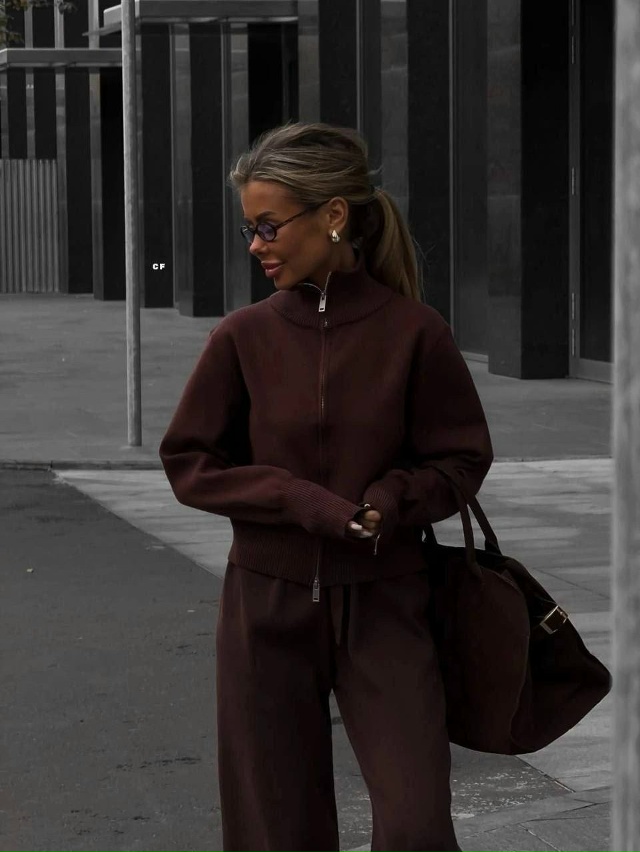 Костюм 23136637