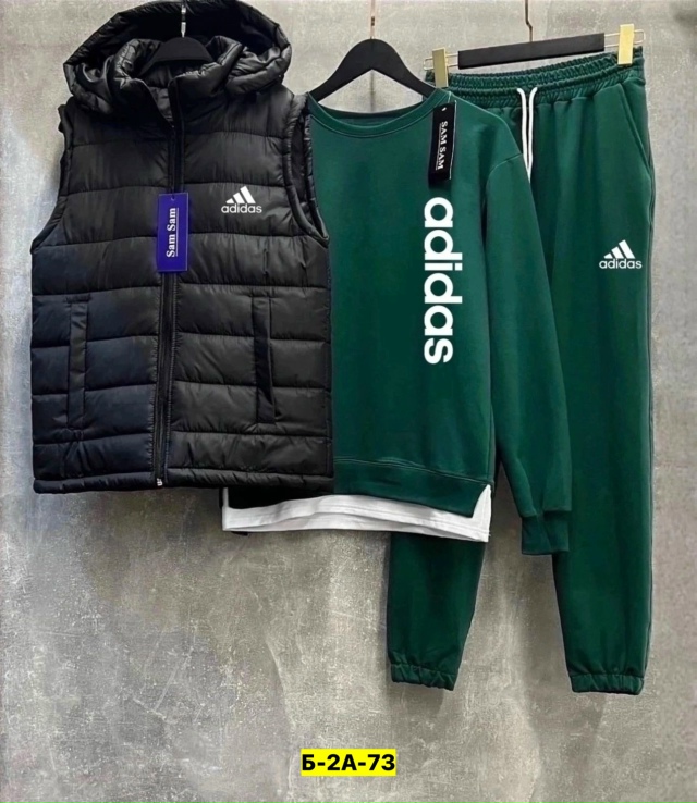 Спортивный костюм 23136686