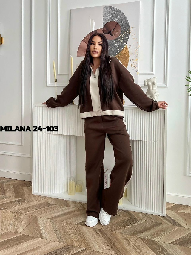 Спортивный костюм 23138432