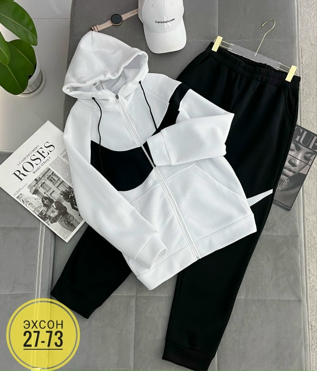 Спортивный костюм 23139882