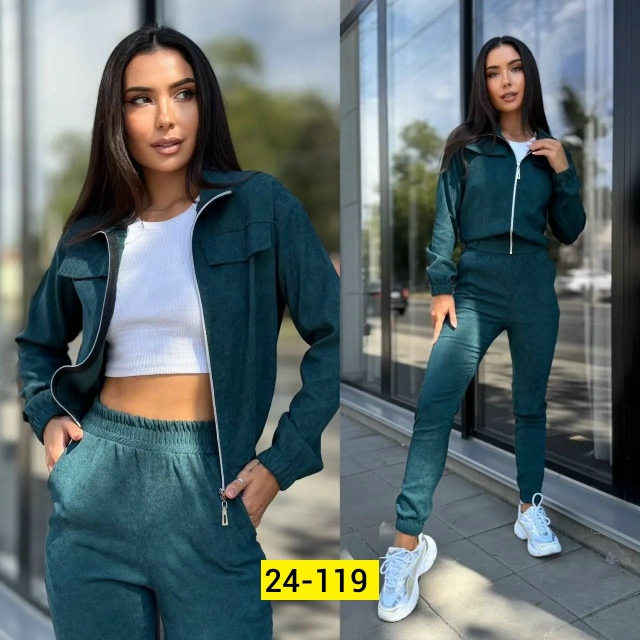 Спортивный костюм 23143445
