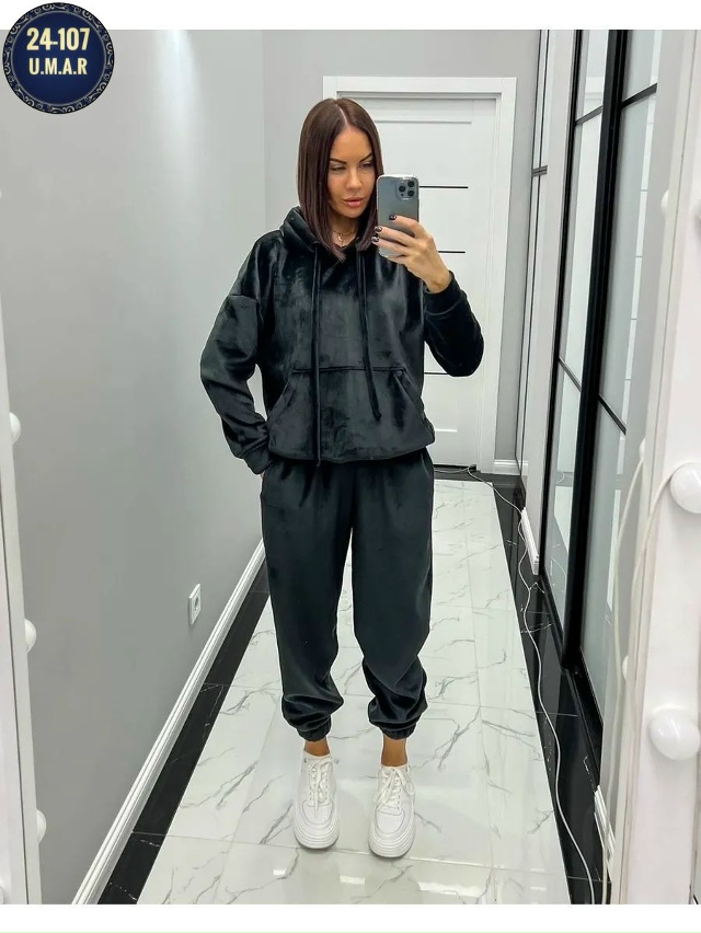 Спортивный костюм 23143515