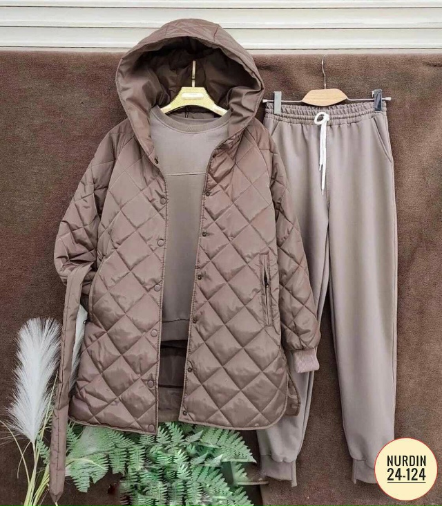 Спортивный костюм 23143516