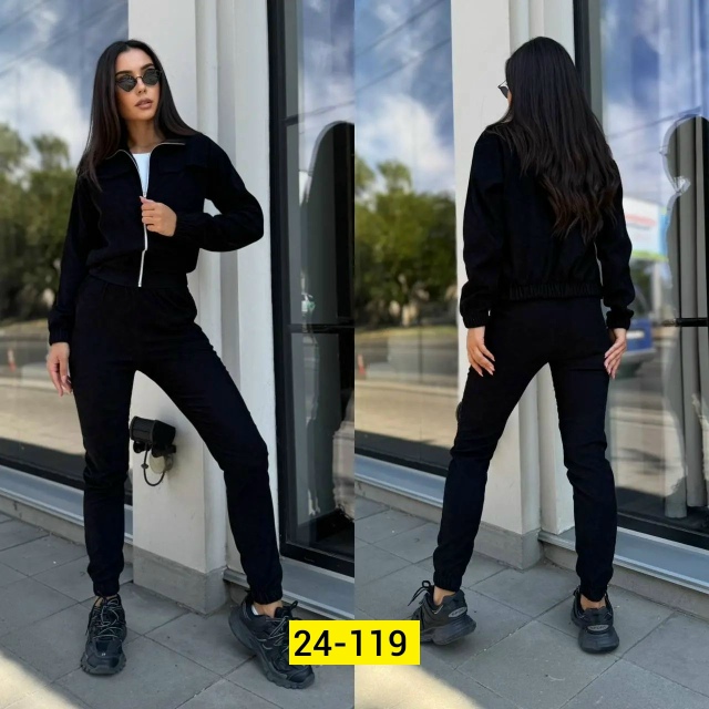 Спортивный костюм 23143445