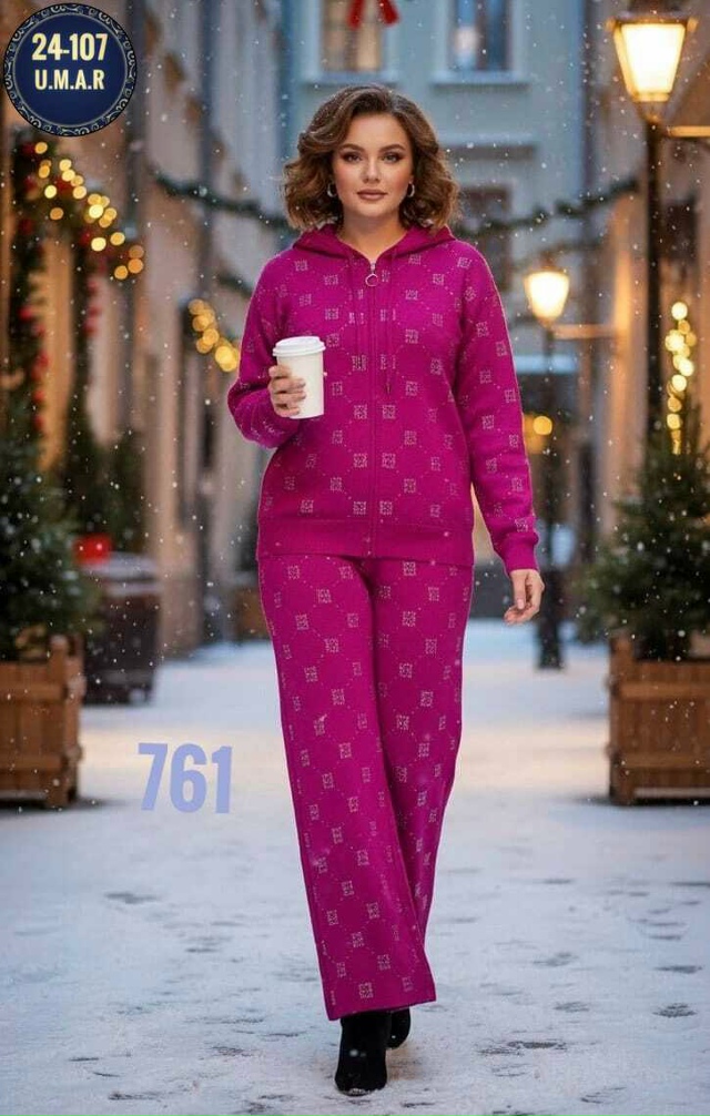 Спортивный костюм 23143514