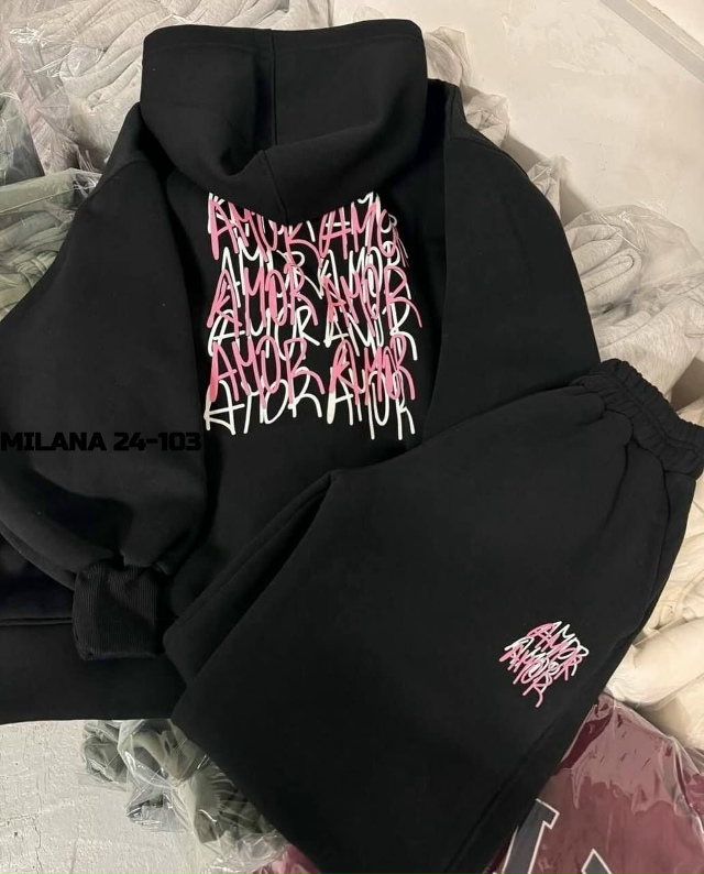 Спортивный костюм 23142894