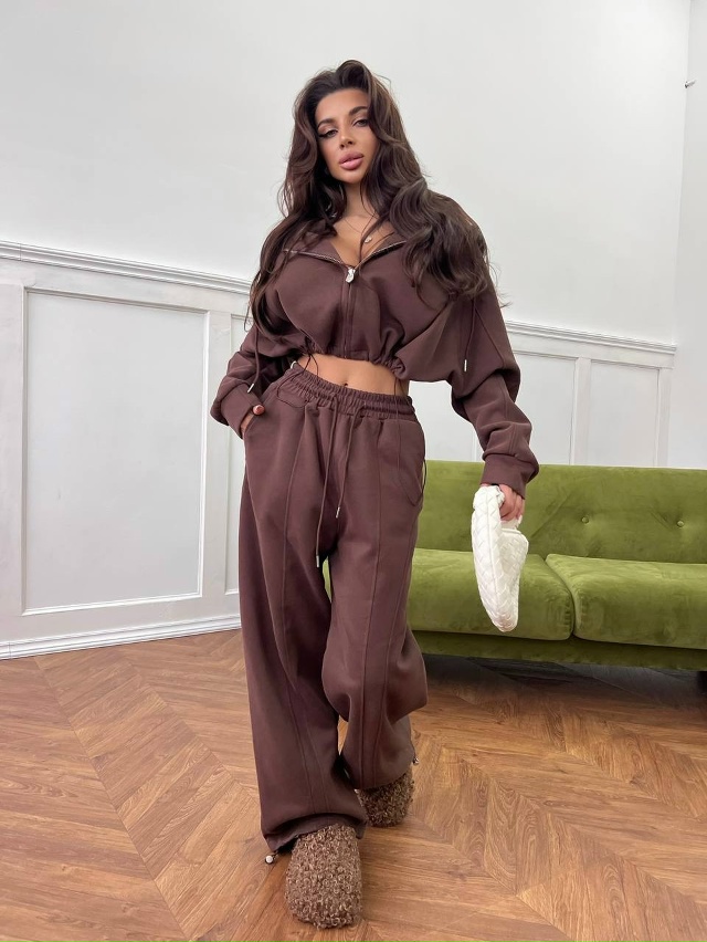 Костюм 23144275