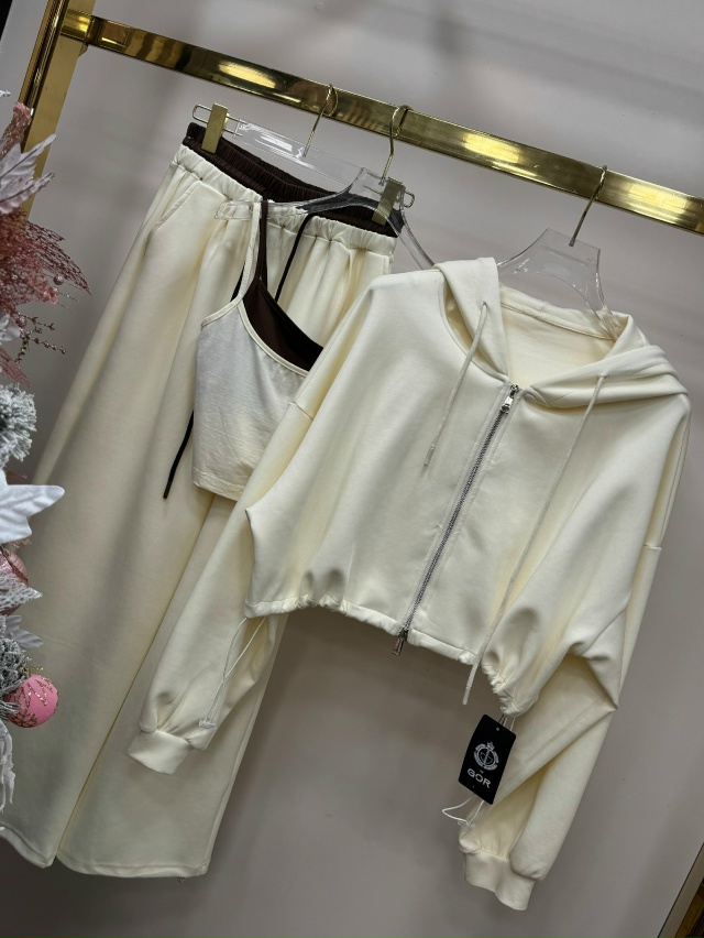 Костюм 23146640