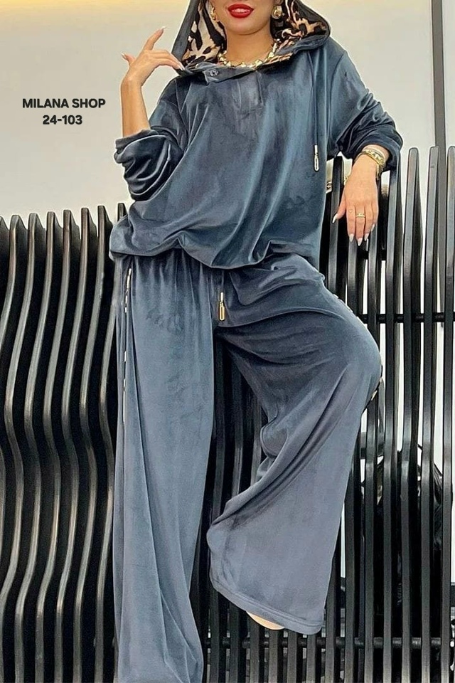 Спортивный костюм 23147318