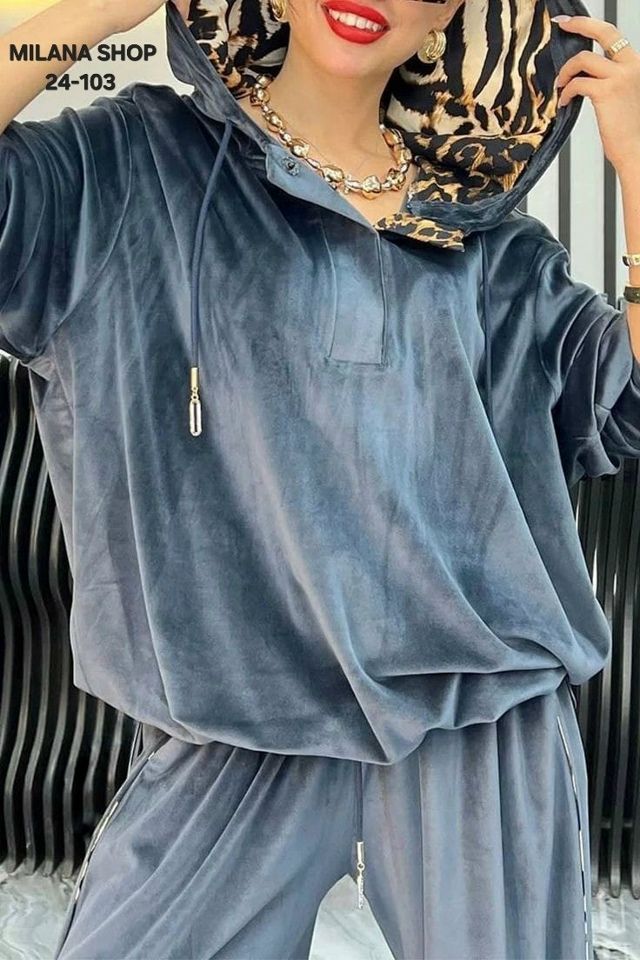 Спортивный костюм 23147318