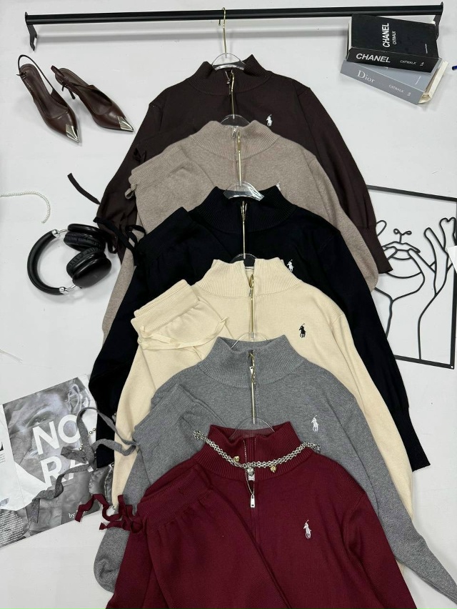 Костюм 23149008