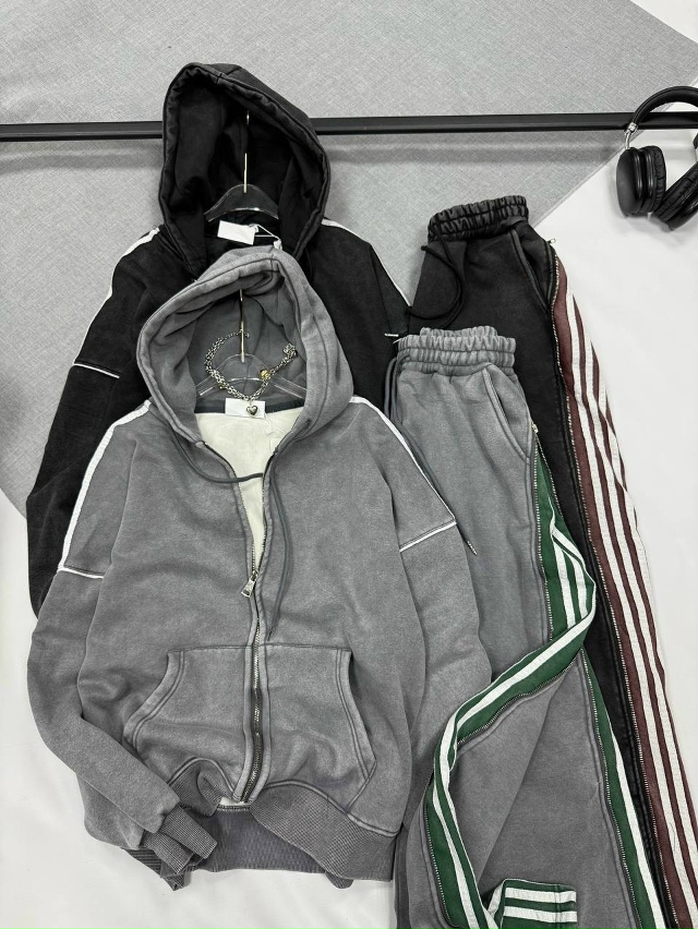 Спортивный костюм 23150669