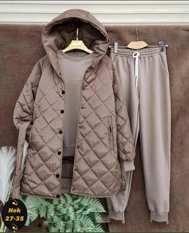 Спортивный костюм 23150945