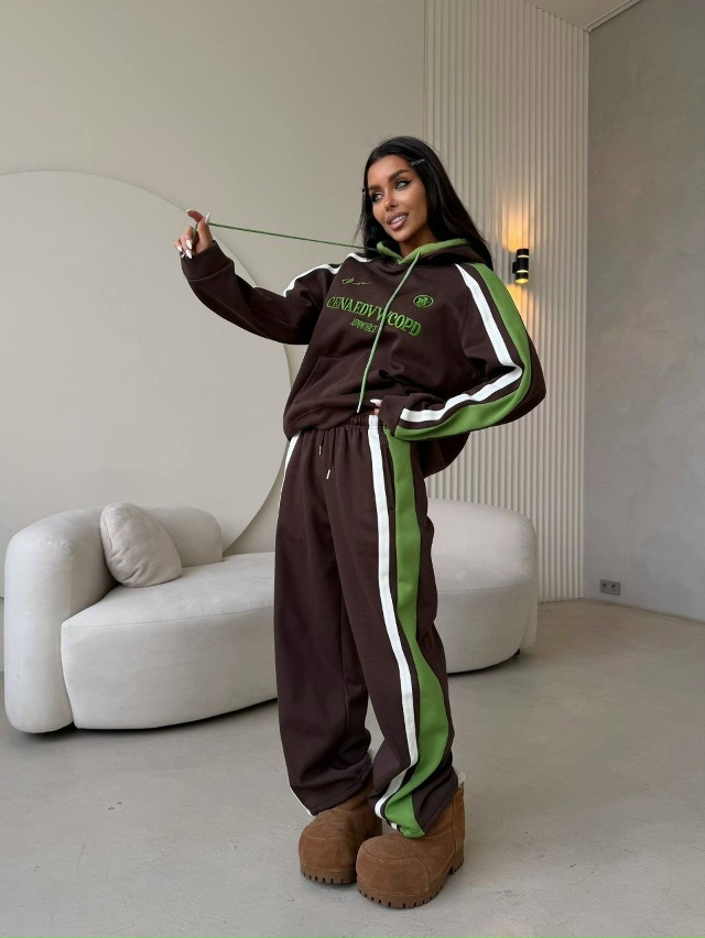 Спортивный костюм 23151613