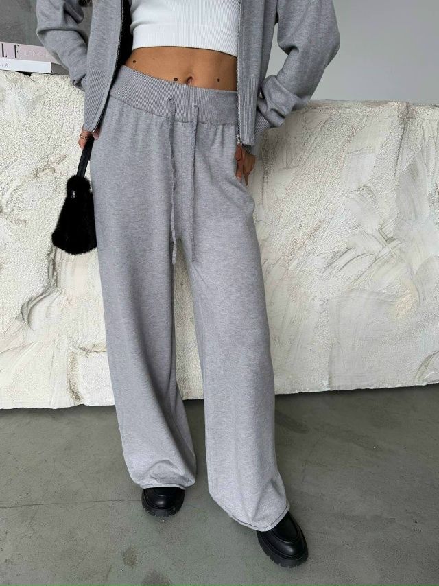 Спортивный костюм 23152413