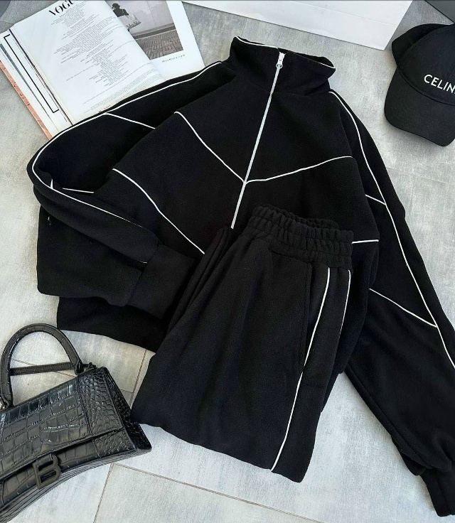 Спортивный костюм 23152524