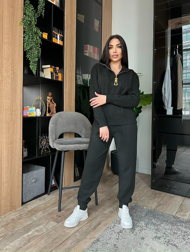 Спортивный костюм 23153638