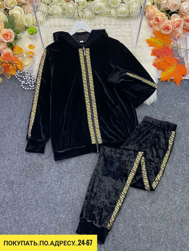 Спортивный костюм 23155556