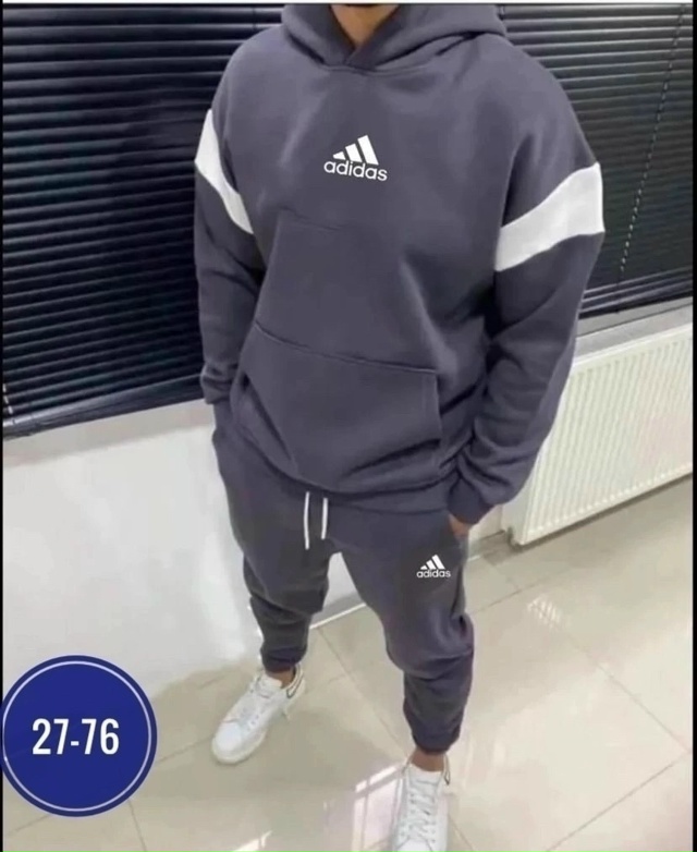 Спортивный костюм 23154827