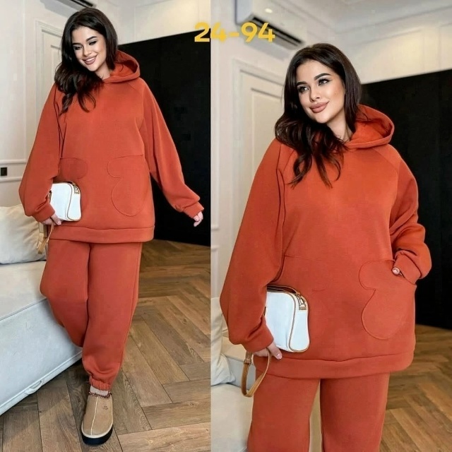 Спортивный костюм 23154792