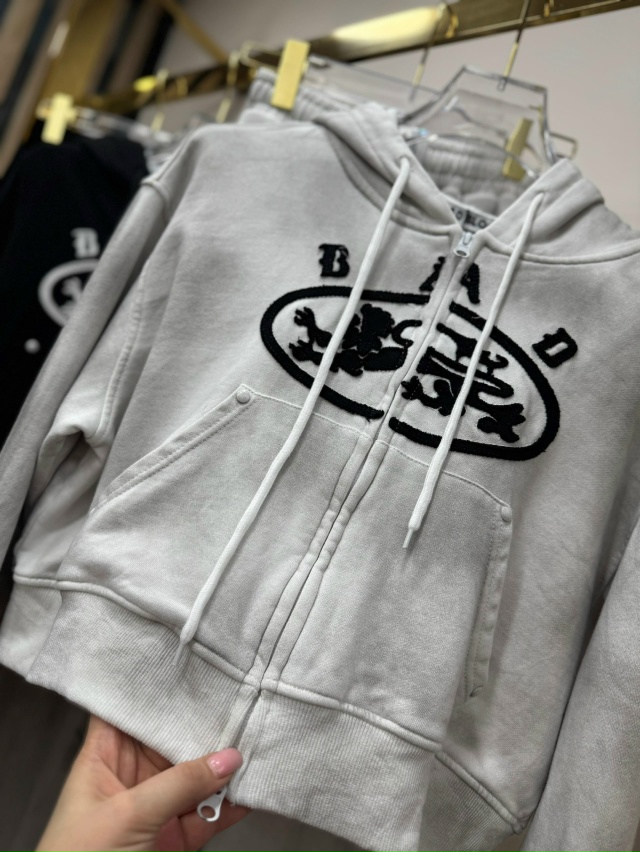 Костюм 23157675