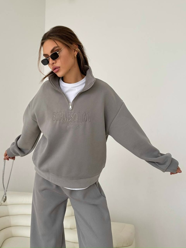 Спортивный костюм 23159178