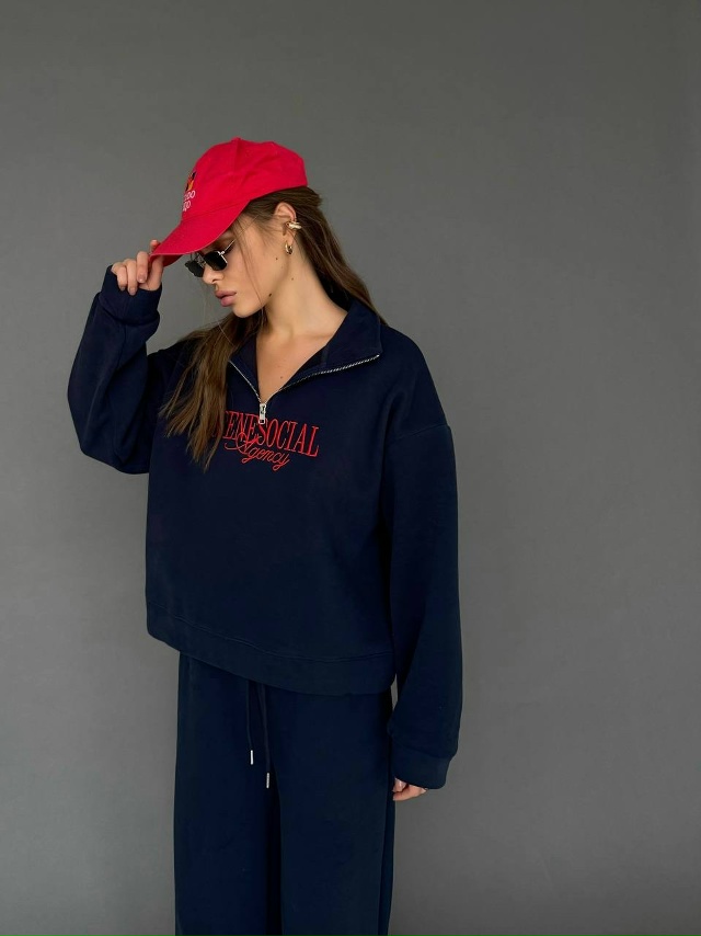 Спортивный костюм 23159176