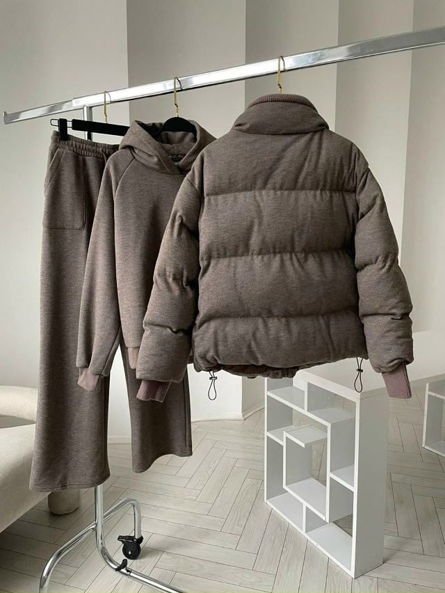 Спортивный костюм 23158618