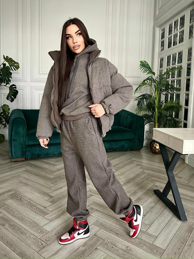 Спортивный костюм 23158819