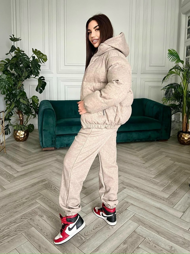 Спортивный костюм 23158817