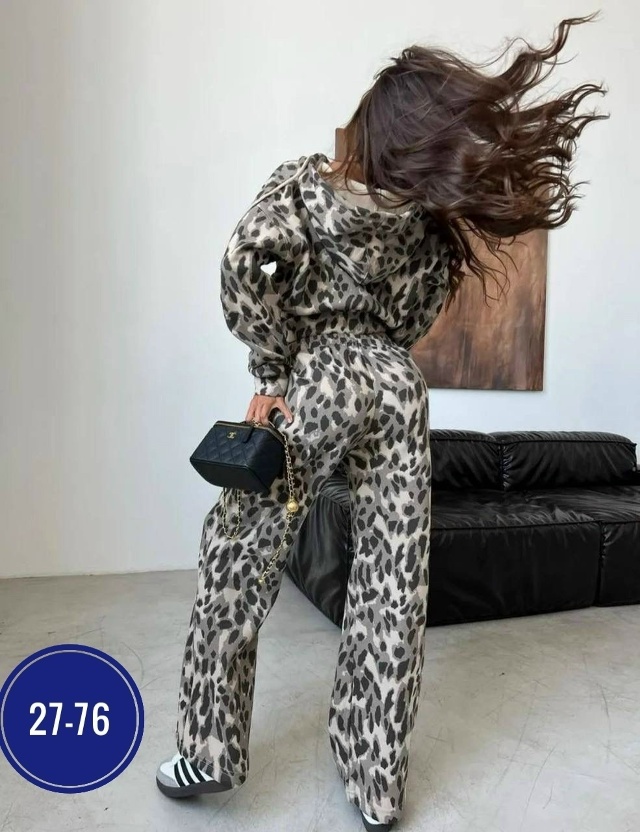 Спортивный костюм 23159920