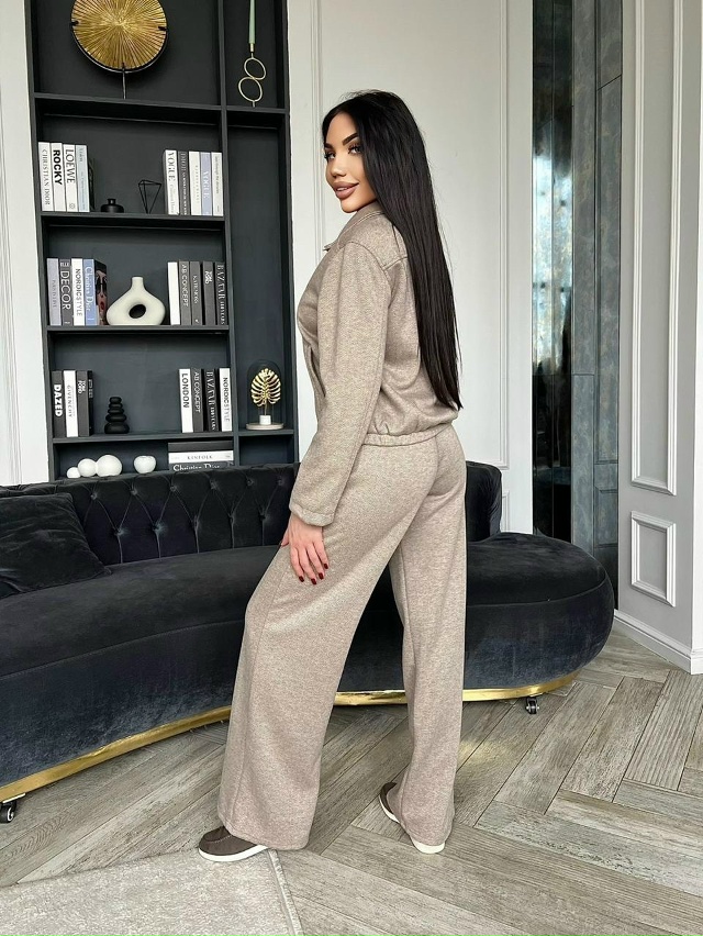 Спортивный костюм 23161095