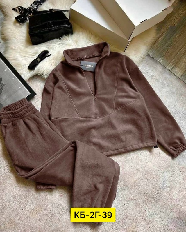 Спортивный костюм 23161646