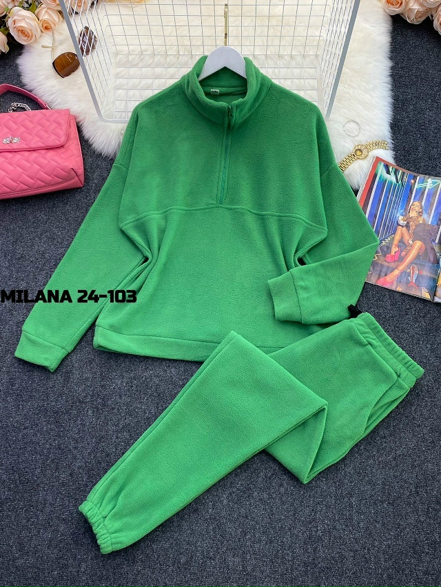 Спортивный костюм 23162092