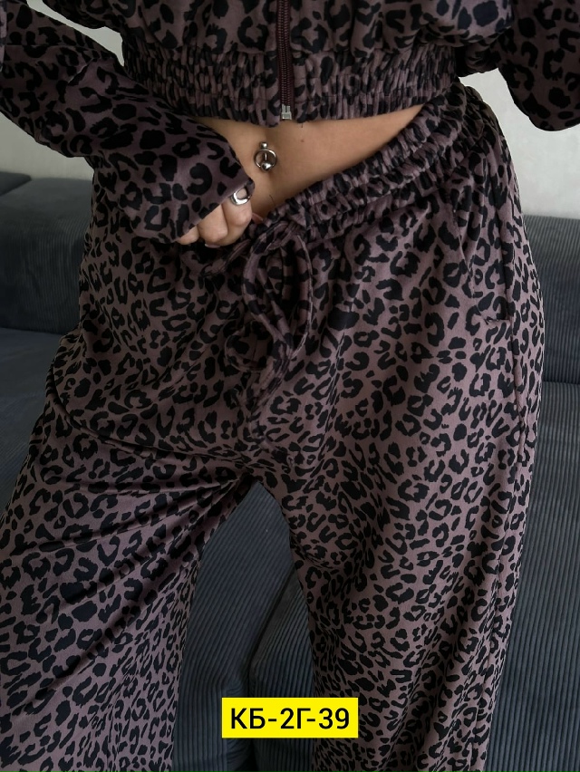 Спортивный костюм 23161851