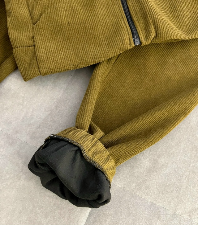 Спортивный костюм 23162284