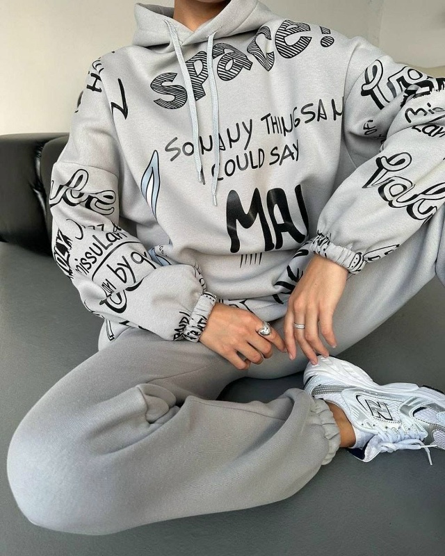 Спортивный костюм 23162876