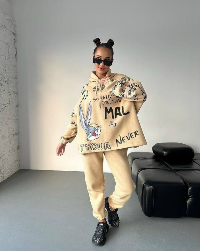 Спортивный костюм 23162876