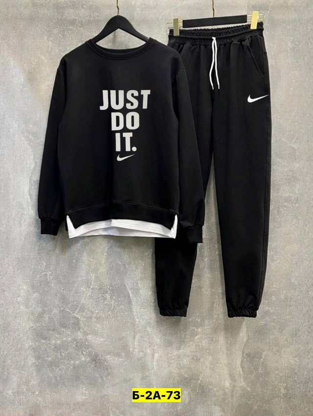 Спортивный костюм 23162467