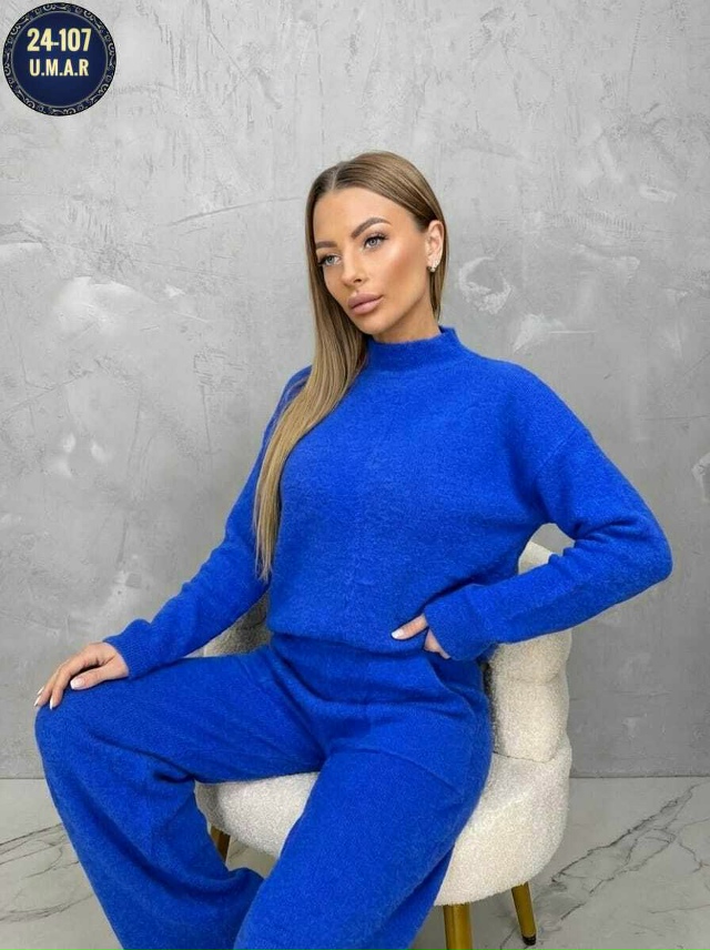 Костюм 23164115