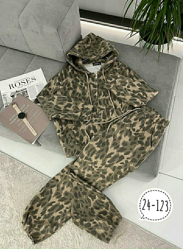 Спортивный костюм 23170533