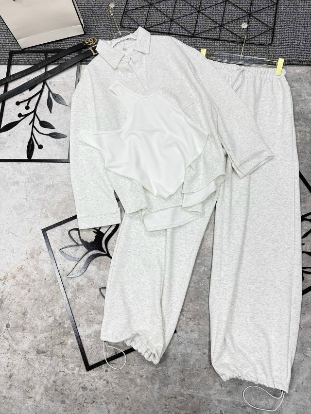 Спортивный костюм 23170802