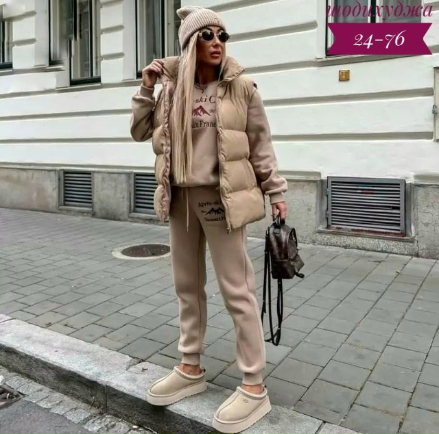 Спортивный костюм 23169840